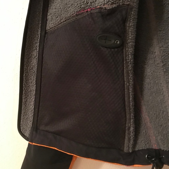 LOKI Women’s Mountain Jacket with Face Mask- Small - Picture 9 of 10